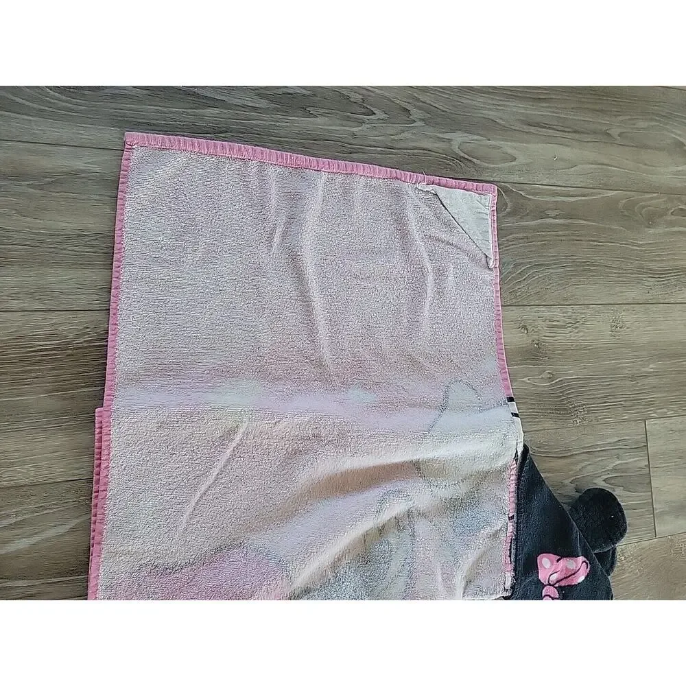Disney Minnie Mouse Hooded Towel for Baby Or Toddler Beach Or Home Hand Pockets